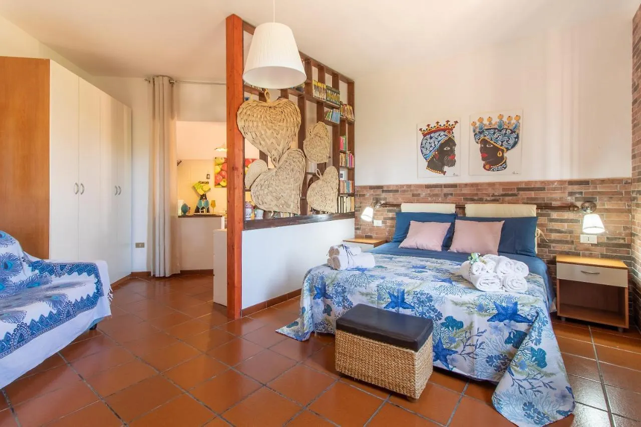 Monolocale In Villa D Enza Pool Santa Maria Del Focallo Holiday home
