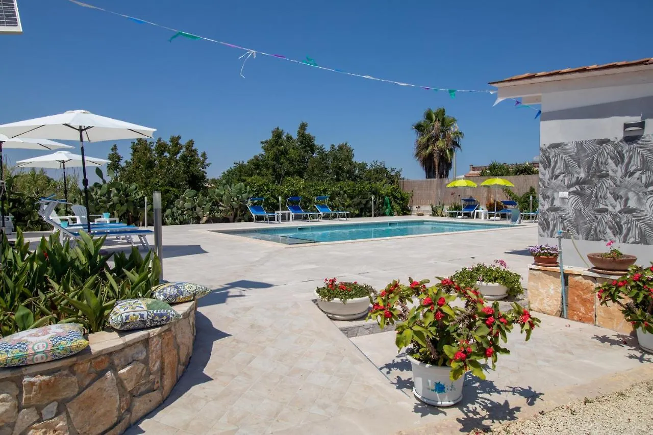 Holiday home Monolocale In Villa D Enza Pool Santa Maria Del Focallo Italy